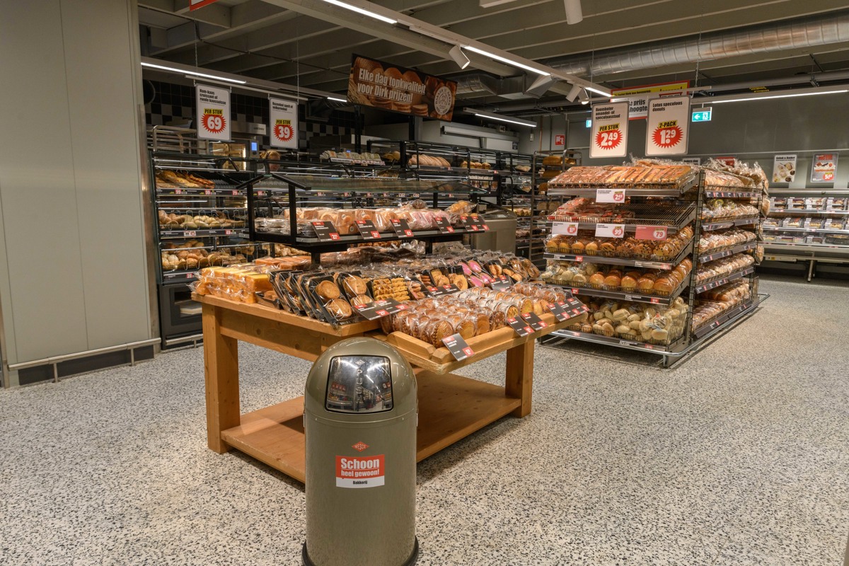 Dirk supermarkt OudGastel, Markt 21
